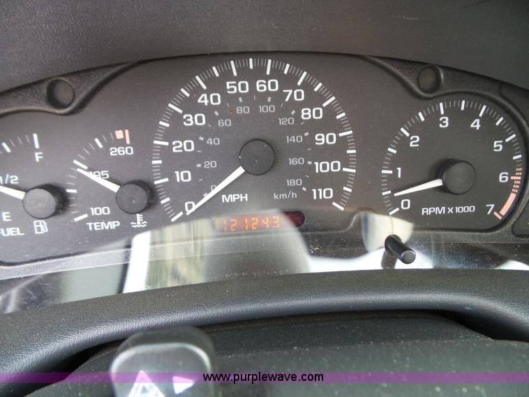 image for item K8224 2003 Chevrolet Cavalier