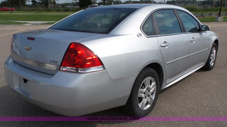 image for item K8226 2009 Chevrolet Impala LS