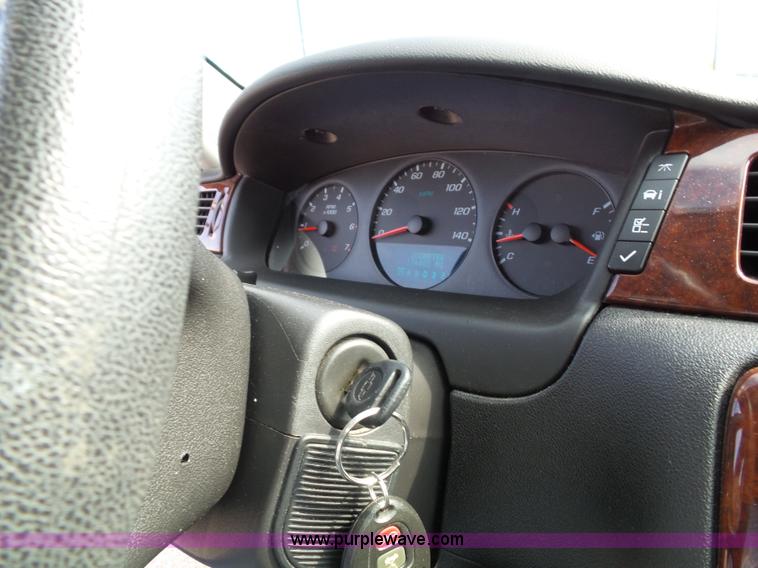 image for item K8226 2009 Chevrolet Impala LS