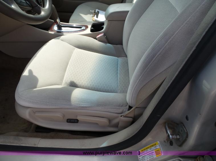 image for item K8227 2008 Chevrolet Impala LS