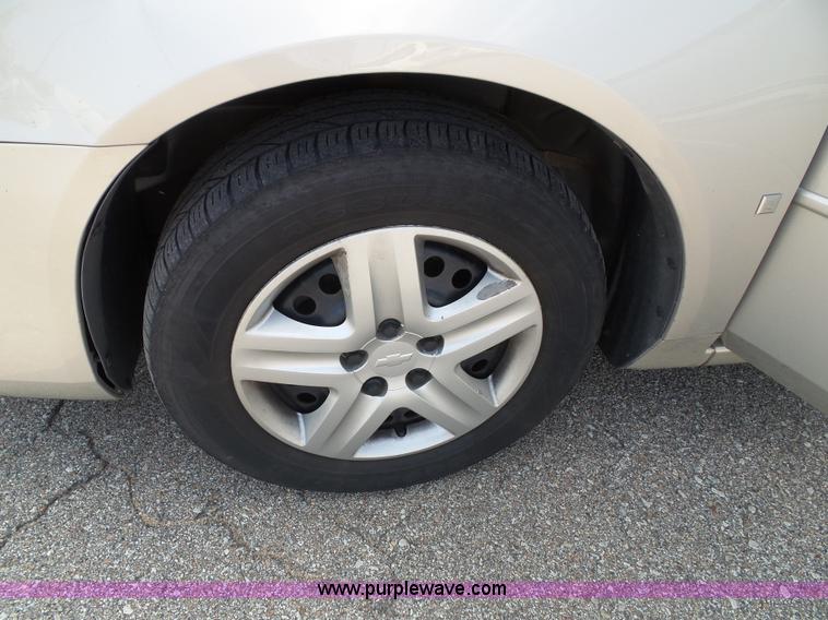 image for item K8227 2008 Chevrolet Impala LS