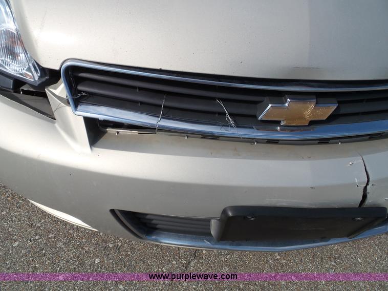 image for item K8227 2008 Chevrolet Impala LS