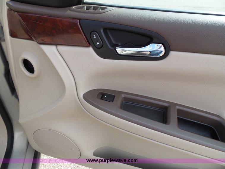 image for item K8227 2008 Chevrolet Impala LS