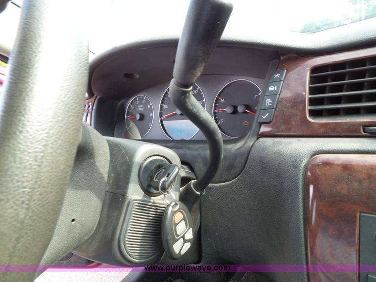 image for item K8228 2006 Chevrolet Impala LT