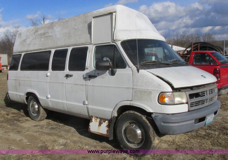 image for item L4201 1997 Dodge Ram Van 3500 Maxi van