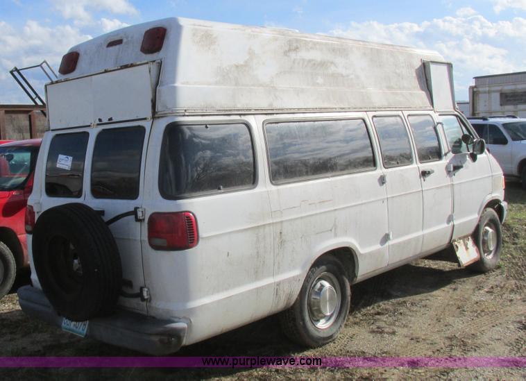 image for item L4201 1997 Dodge Ram Van 3500 Maxi van