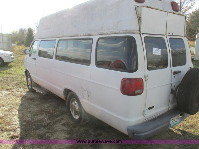 image for item L4201 1997 Dodge Ram Van 3500 Maxi van