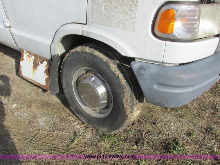 image for item L4201 1997 Dodge Ram Van 3500 Maxi van