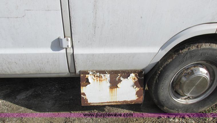 image for item L4201 1997 Dodge Ram Van 3500 Maxi van