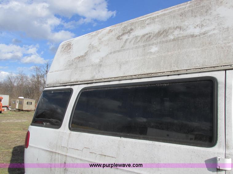 image for item L4201 1997 Dodge Ram Van 3500 Maxi van