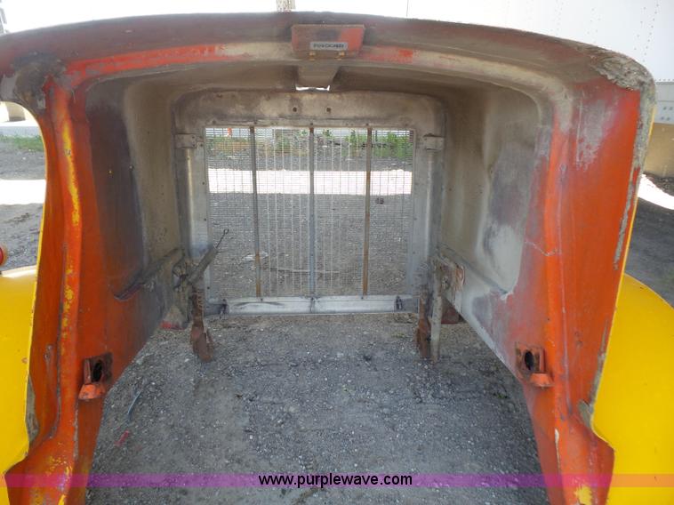 image for item L4958 Peterbilt 359 truck hood