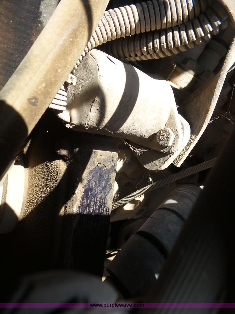 image for item L4964 1997 Freightliner MT45 delivery truck