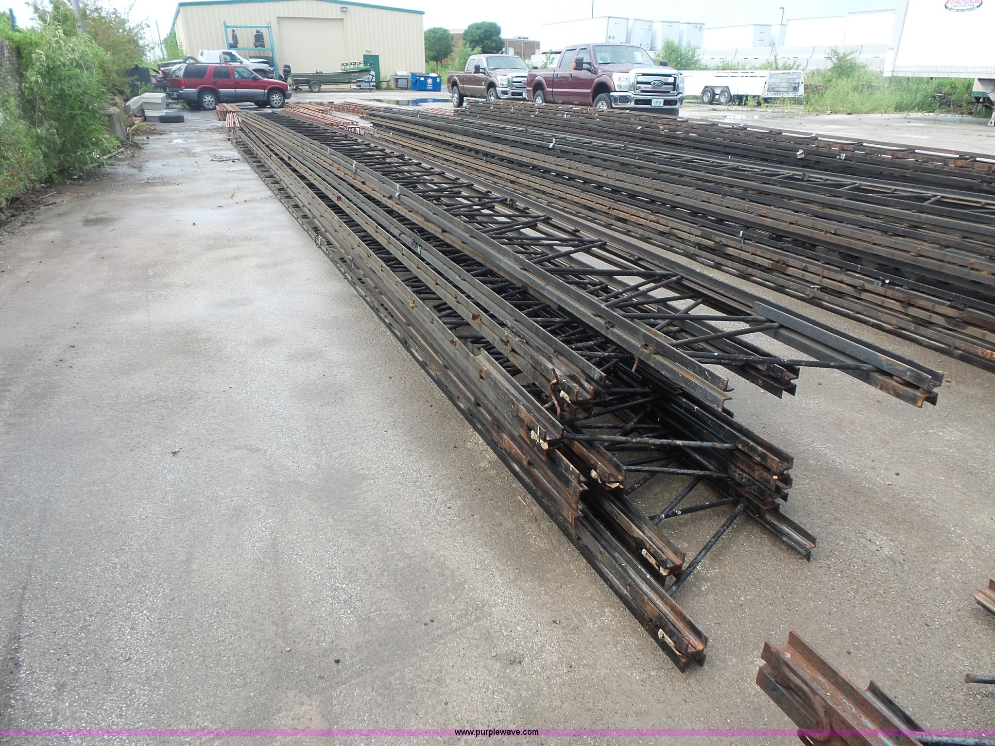 (10) steel bar joists in St. Charles, MO Item BS9819 sold Purple Wave