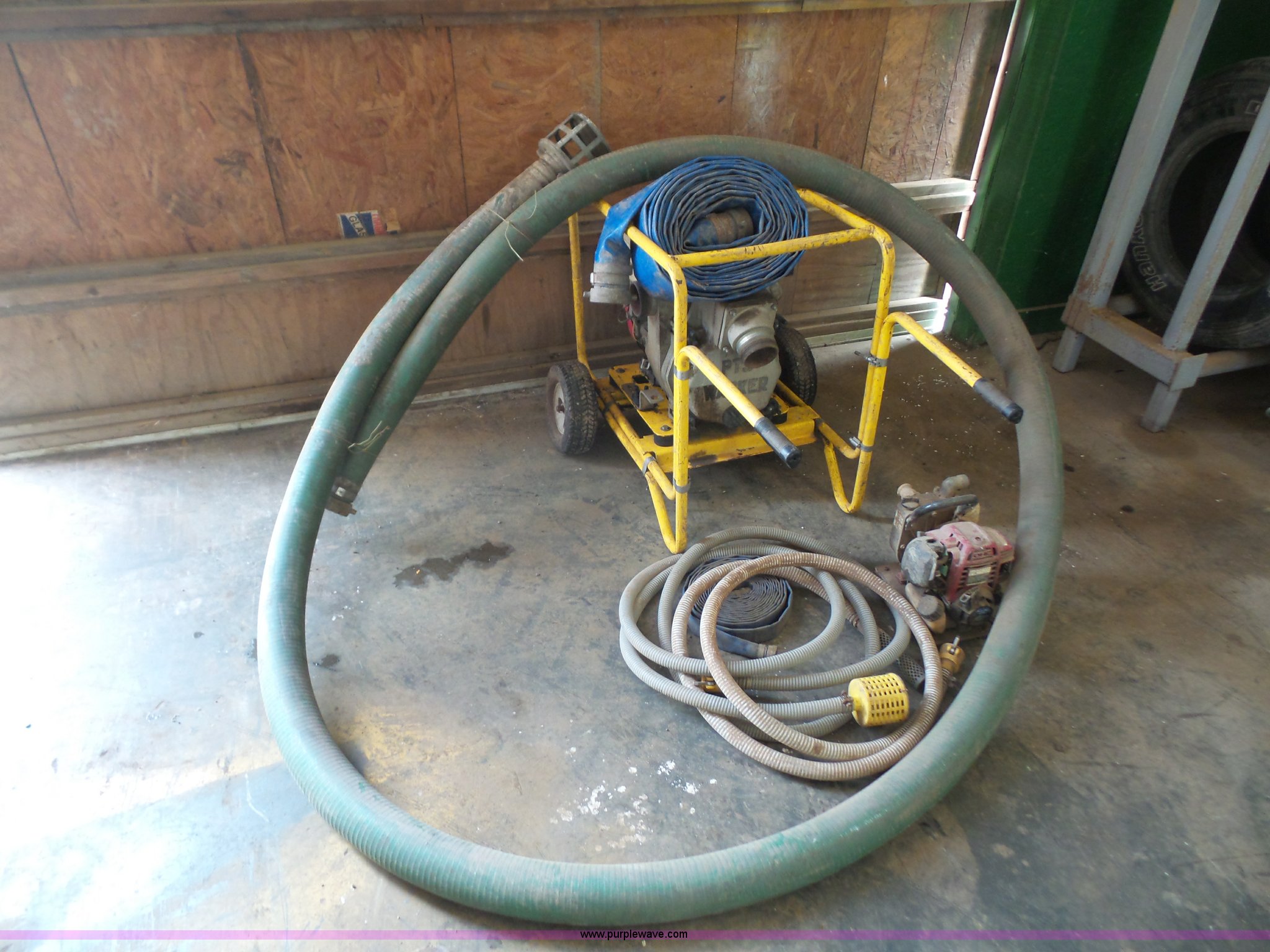 (2) pumps in Carbondale, KS Item BV9751 sold Purple Wave