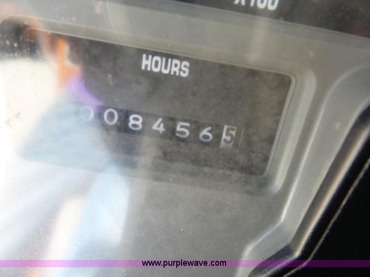 image for item BK9638 1997 International 4900 digger derrick truck