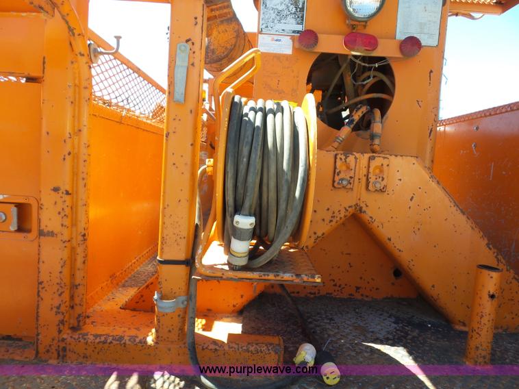 image for item BK9639 1997 Chevrolet C7500 digger derrick truck