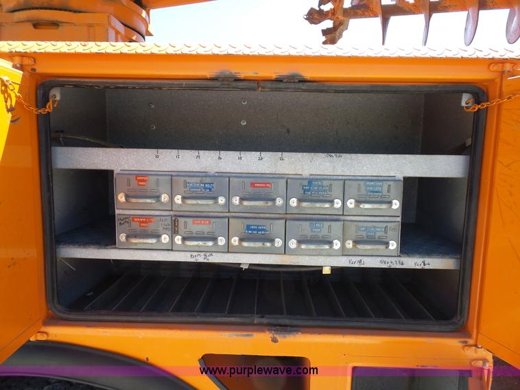 image for item BK9639 1997 Chevrolet C7500 digger derrick truck