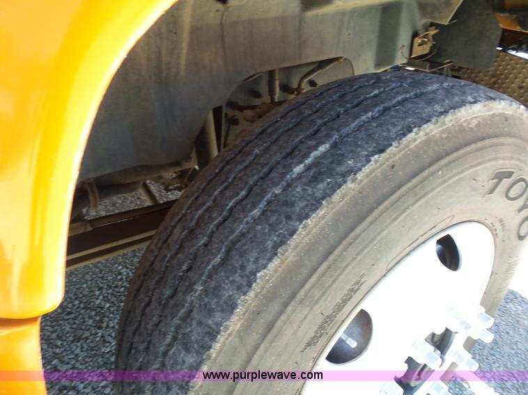 image for item BK9639 1997 Chevrolet C7500 digger derrick truck