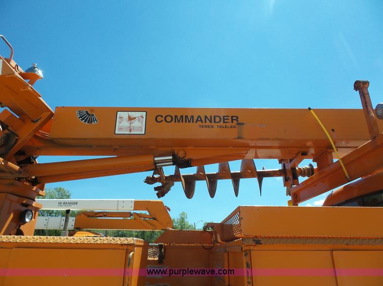 image for item BK9639 1997 Chevrolet C7500 digger derrick truck