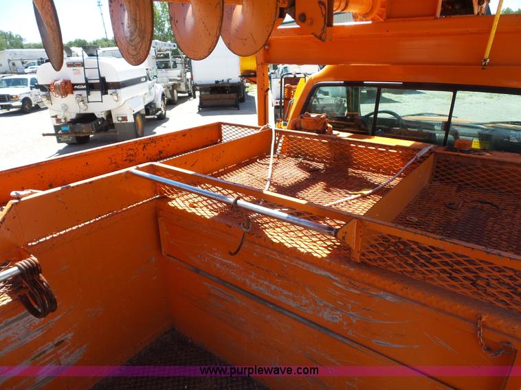 image for item BK9639 1997 Chevrolet C7500 digger derrick truck