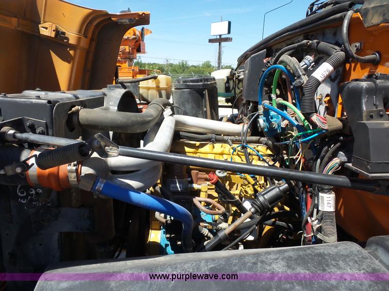 image for item BK9639 1997 Chevrolet C7500 digger derrick truck