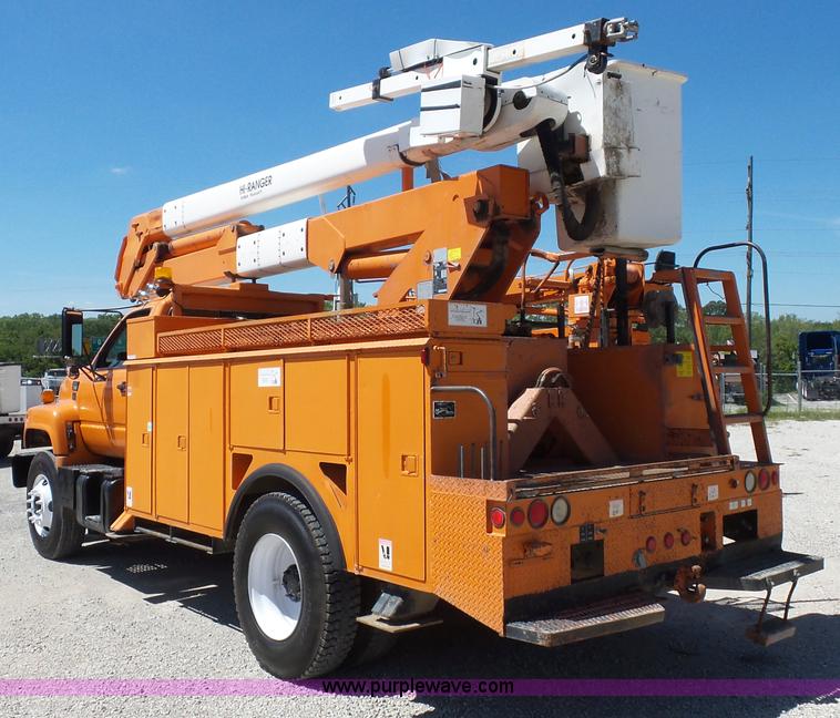 image for item BK9640 1997 GMC C7500 bucket truck