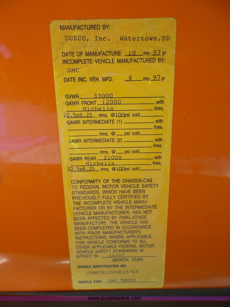 image for item BK9640 1997 GMC C7500 bucket truck