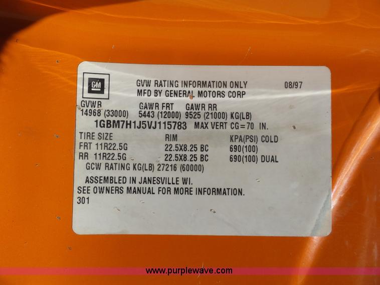 image for item BK9640 1997 GMC C7500 bucket truck