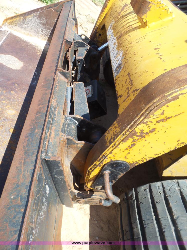 image for item BZ9179 2012 Caterpillar 287C skid steer