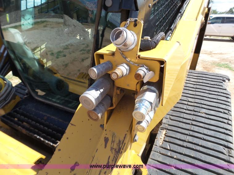image for item BZ9179 2012 Caterpillar 287C skid steer