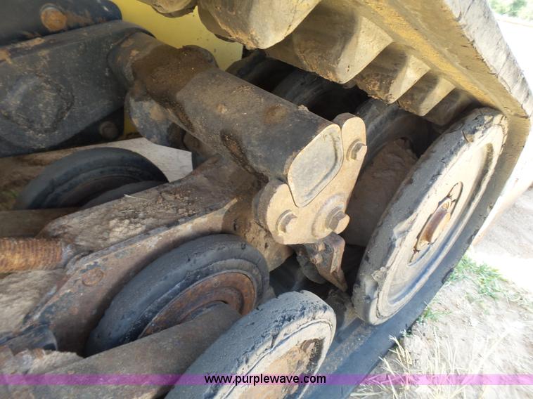 image for item BZ9179 2012 Caterpillar 287C skid steer