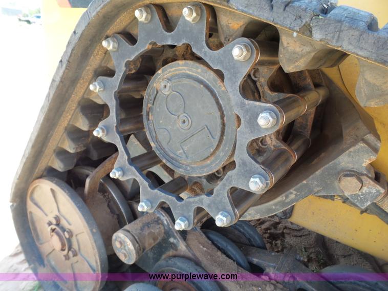 image for item BZ9179 2012 Caterpillar 287C skid steer