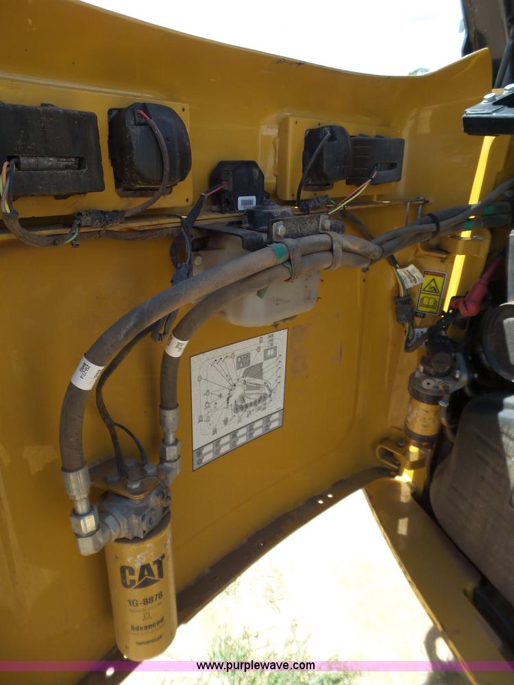 image for item BZ9179 2012 Caterpillar 287C skid steer