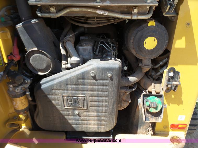 image for item BZ9179 2012 Caterpillar 287C skid steer