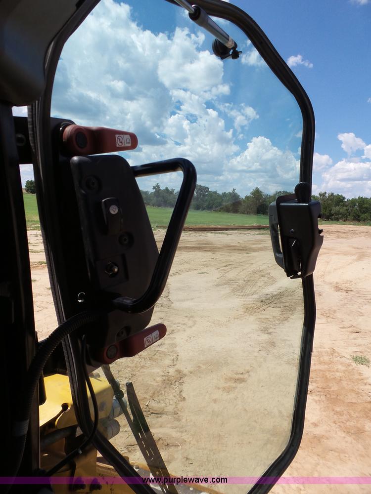 image for item BZ9179 2012 Caterpillar 287C skid steer