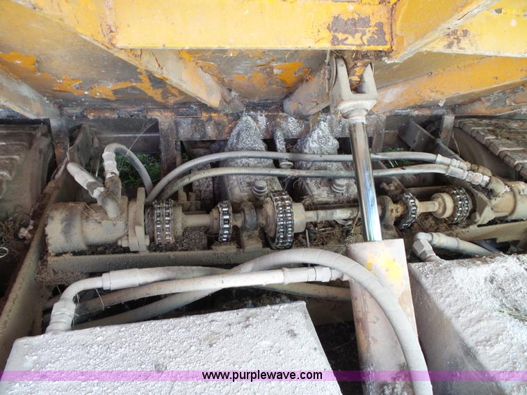 image for item BZ9275 LeeBoy 900 paver