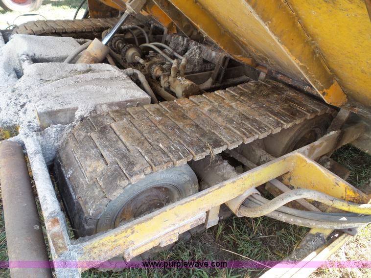 image for item BZ9275 LeeBoy 900 paver