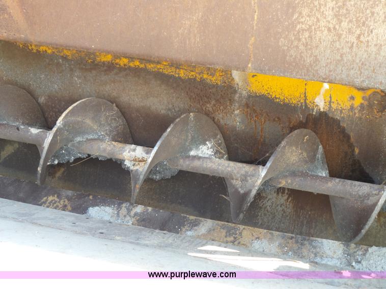 image for item BZ9275 LeeBoy 900 paver