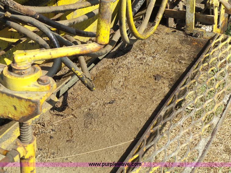 image for item BZ9275 LeeBoy 900 paver