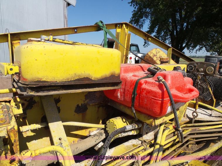 image for item BZ9275 LeeBoy 900 paver