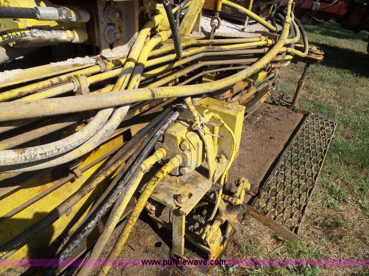 image for item BZ9275 LeeBoy 900 paver