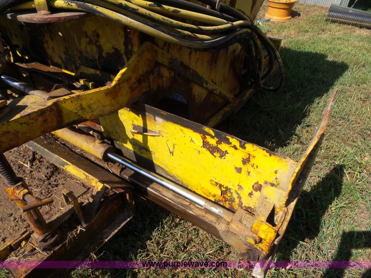 image for item BZ9275 LeeBoy 900 paver