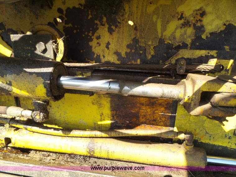 image for item BZ9275 LeeBoy 900 paver