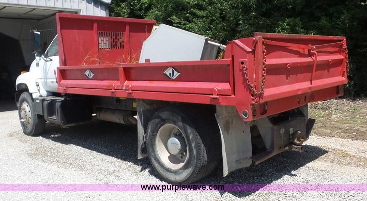 image for item BZ9664 1999 Chevrolet C7500 dump truck