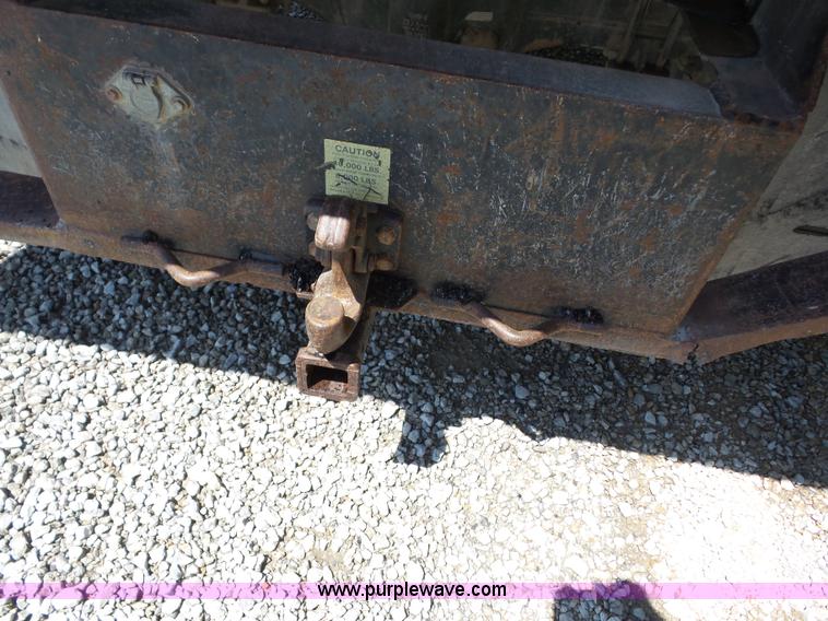 image for item BZ9664 1999 Chevrolet C7500 dump truck