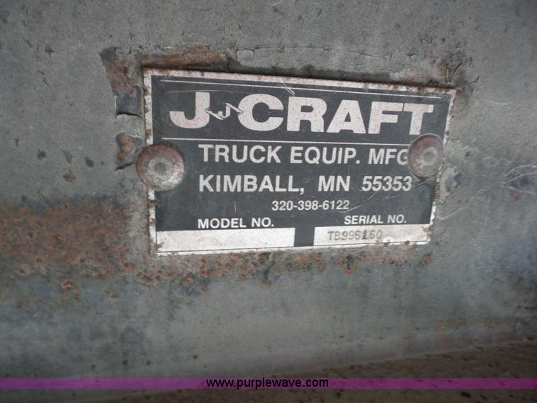 image for item BZ9664 1999 Chevrolet C7500 dump truck