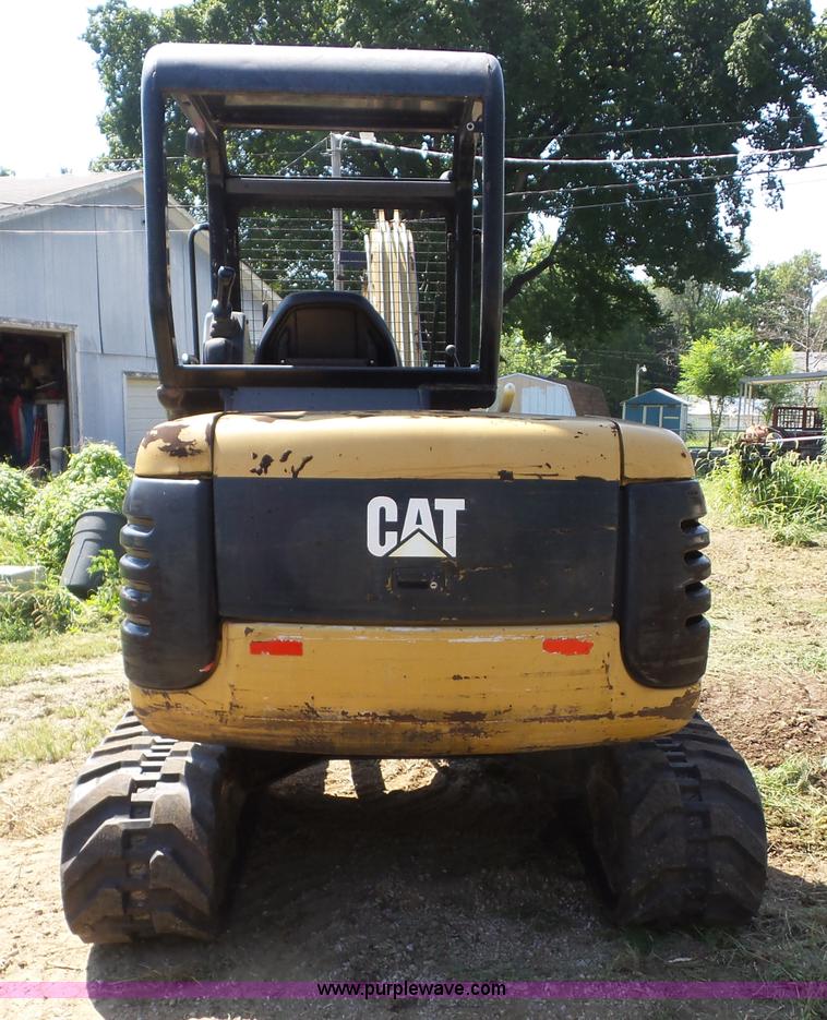 image for item BZ9665 2002 Caterpillar 304.5 compact excavator