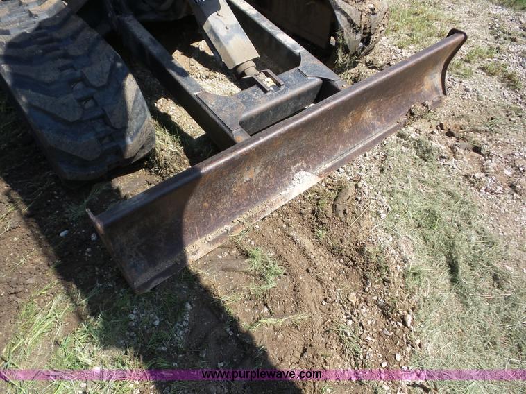 image for item BZ9665 2002 Caterpillar 304.5 compact excavator