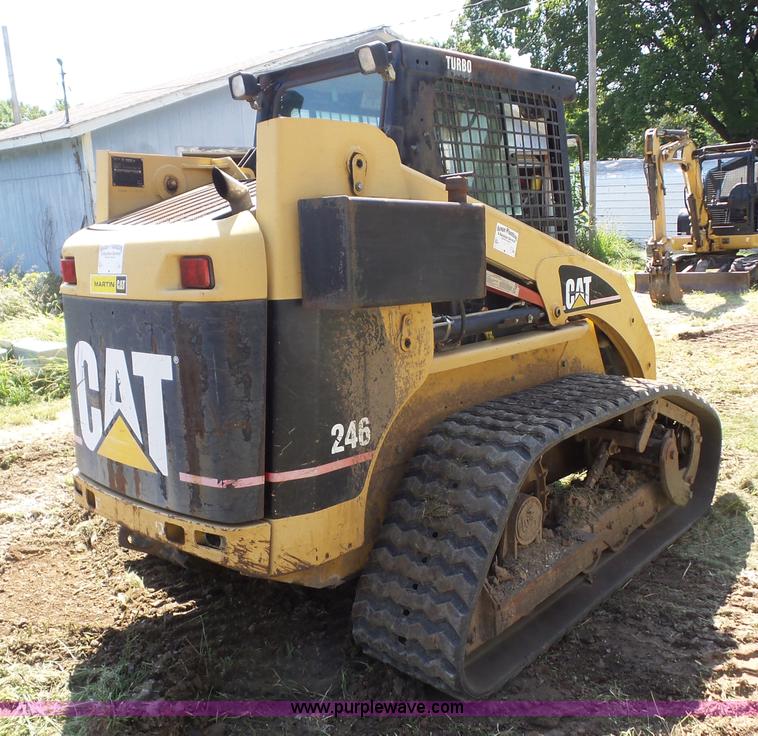 image for item BZ9666 2002 Caterpillar 246 skid steer