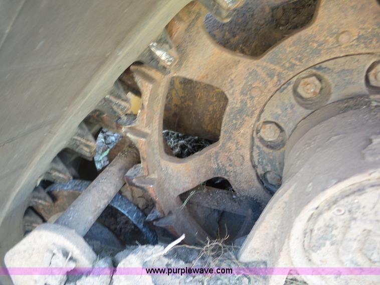 image for item BZ9666 2002 Caterpillar 246 skid steer